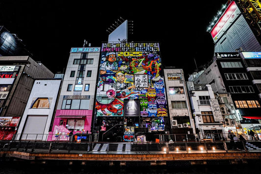 Hidden Bars and Wild Clubs: Exploring Osaka's Dual Nightlife