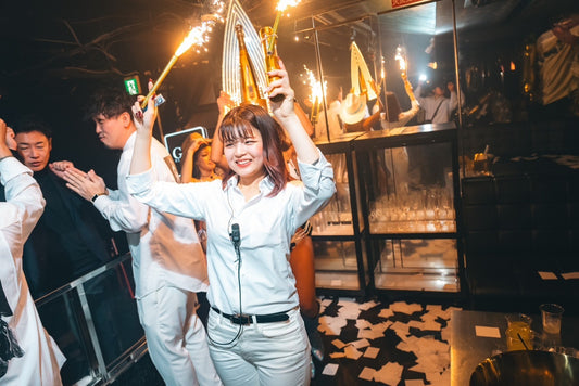 How to Enjoy Clubbing in Osaka for the First Time: A Beginner's Nightlife Guide for Tourists in 2025